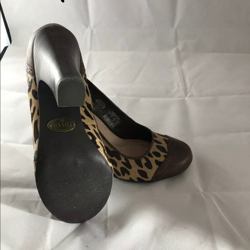 Fossil Heels